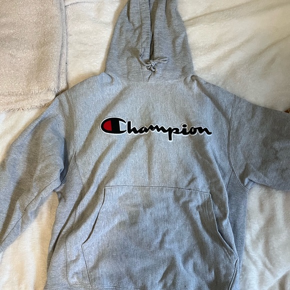 Champion sweater - Picture 1 of 2